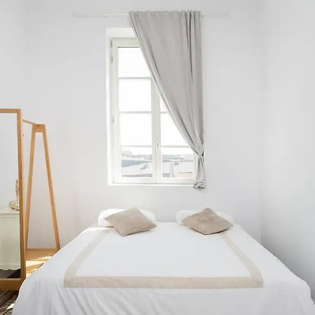 Palacio De Daoiz Lofts דירה *