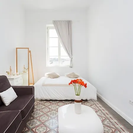 Palacio De Daoiz Lofts شقة